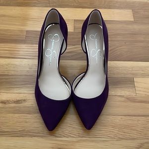 Purple pointed toe pumps